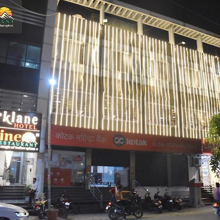 Hotel Parklane Agra (Uttar Pradesh) Exterior photo